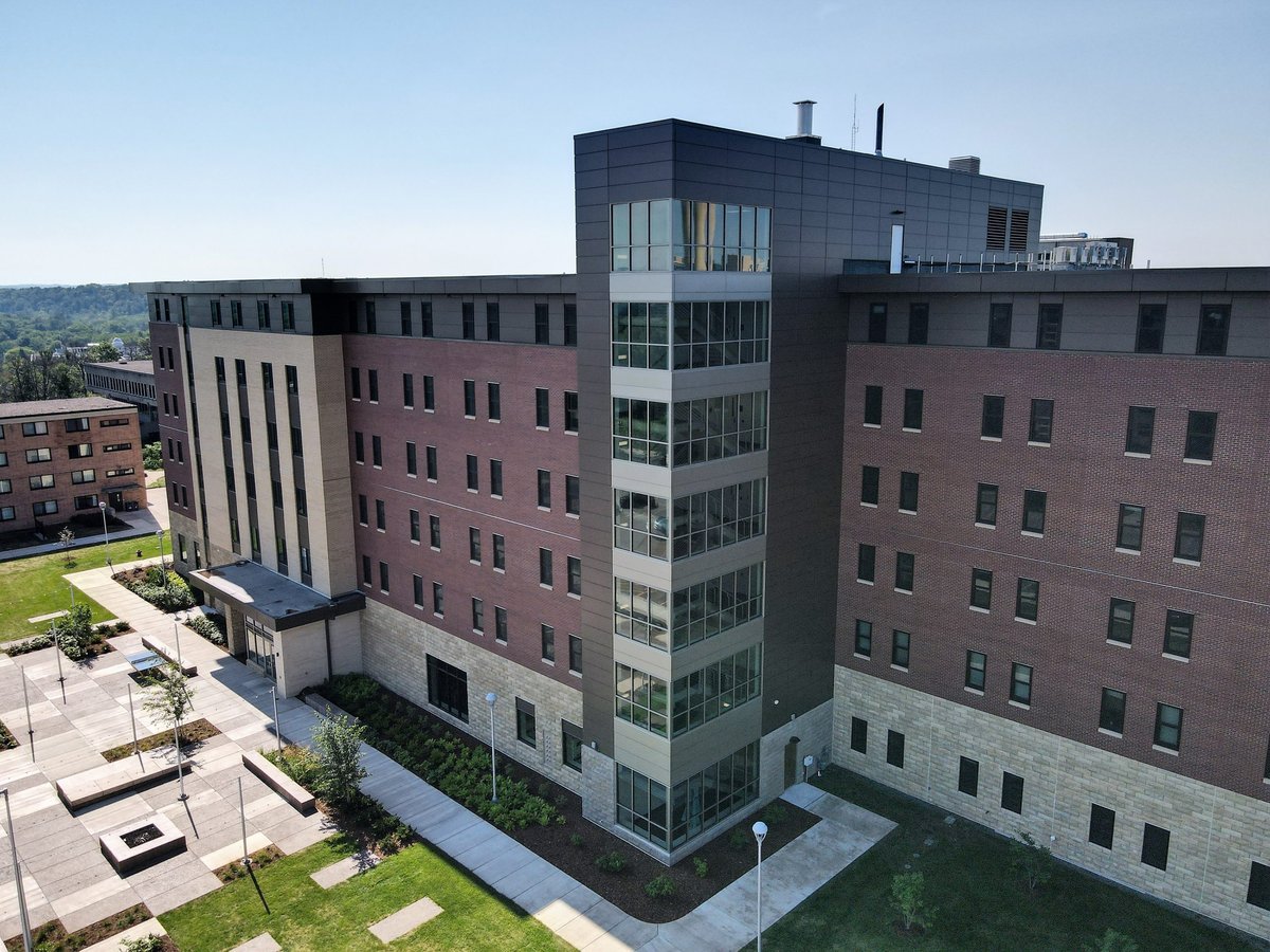 University of Wisconsin Eau Claire Residence Hall (The Suites)